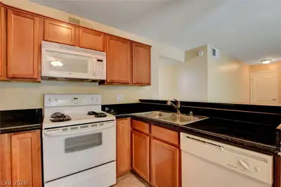 3145 East Flamingo Road 1039 