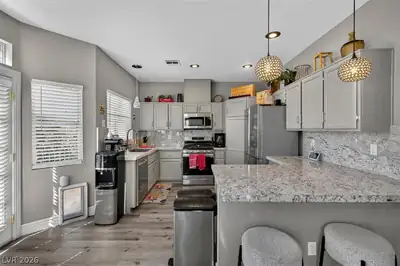6673 Coral Falls Circle, Las Vegas, NV 89108 Kitchen