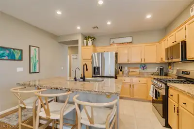 10127 Sparrow Ridge Avenue Kitchen