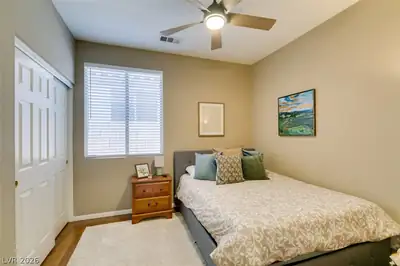10127 Sparrow Ridge Avenue Bedroom