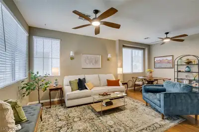 10127 Sparrow Ridge Avenue Living Room