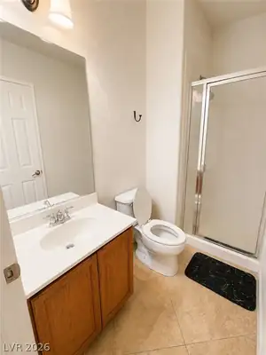 5828 Post Mountain Street Bathroom