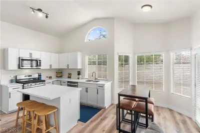 2416 Goldenmoon Street Kitchen