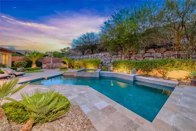 41 Moltrasio Lane, Henderson