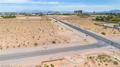 3800 West Ford Avenue Lot