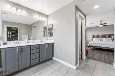 5981 Smith Valley Road Primary Bathroom