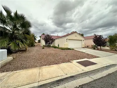 725 Hitchen Post Drive, Henderson