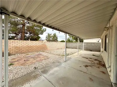 725 Hitchen Post Drive Patio
