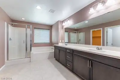 6246 Angora Peak Lane Primary Bathroom