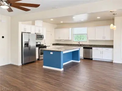 320 Point Loma Avenue Kitchen