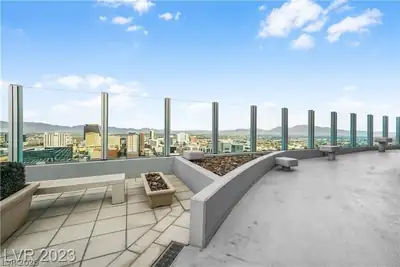 200 Hoover Avenue 810 Patio