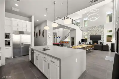 5245 Fading Sunset Drive Kitchen