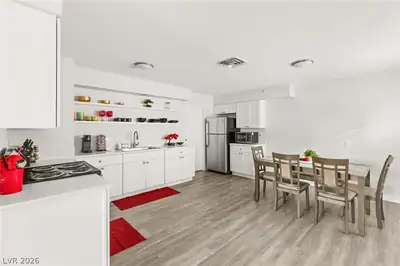 615 South 10th Street A Kitchen