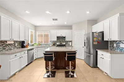 6172 Whitelion Walk Street Las Vegas, NV 89148