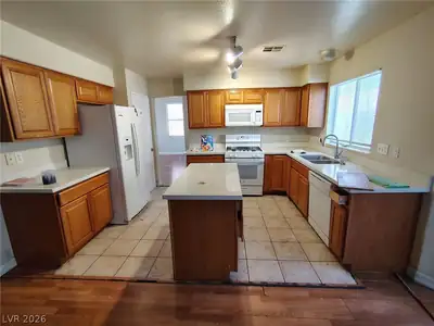 4255 Belkin Court Kitchen