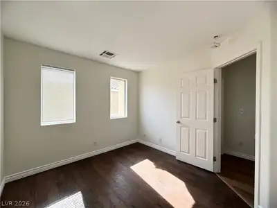 1951 Sundown Canyon Drive Bedroom