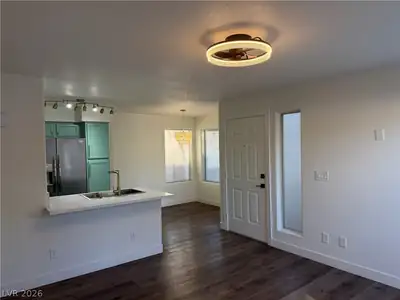 3136 Tarpon Drive 201 Living Room