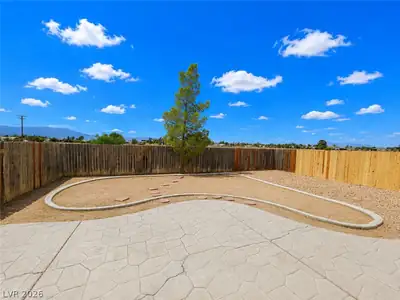 4400 Vicki Ann Road Yard