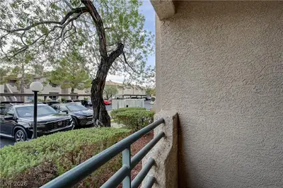 5415 West Harmon Avenue 1029 Patio