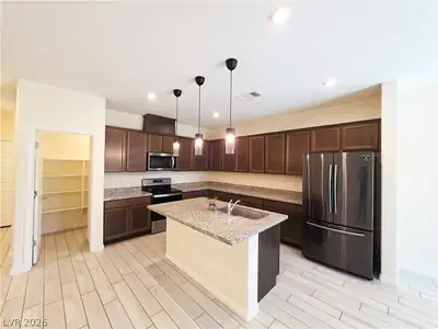 3603 East Polk Avenue Kitchen
