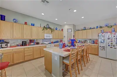 1720 Silent Sunset Avenue Kitchen