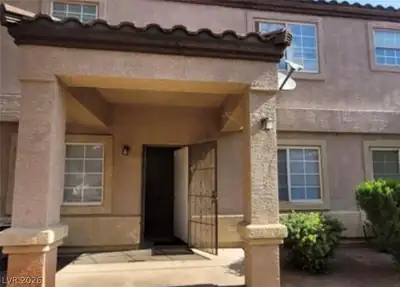 2501 Charleville Avenue 104, Las Vegas