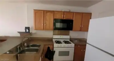 2501 Charleville Avenue 104 Kitchen