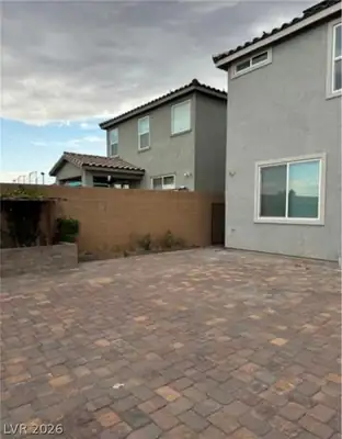 1630 Harvest Pecan Court Yard