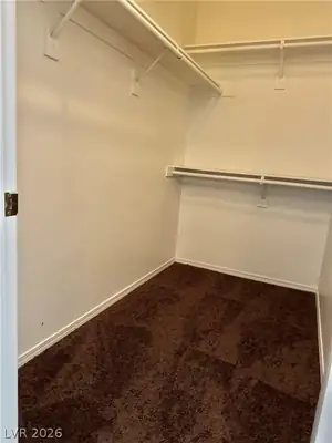 1050 East Cactus Avenue 2072 Walk-In Closet(s)
