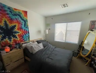 10425 Scotch Elm Avenue Bedroom
