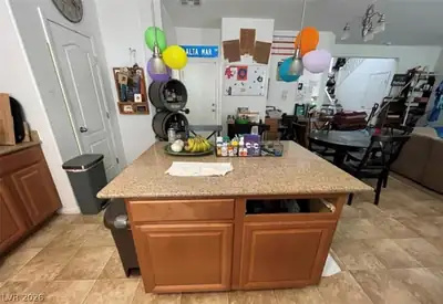 10425 Scotch Elm Avenue Kitchen