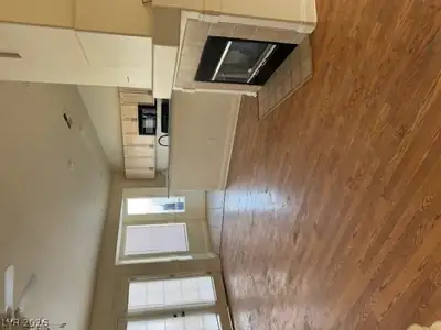 4848 Califa Drive Living Room