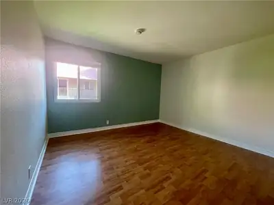 5206 River Glen Drive 250 Bedroom