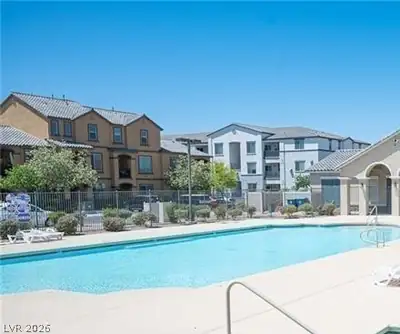 4437 Dover Straight Street 204 Pool