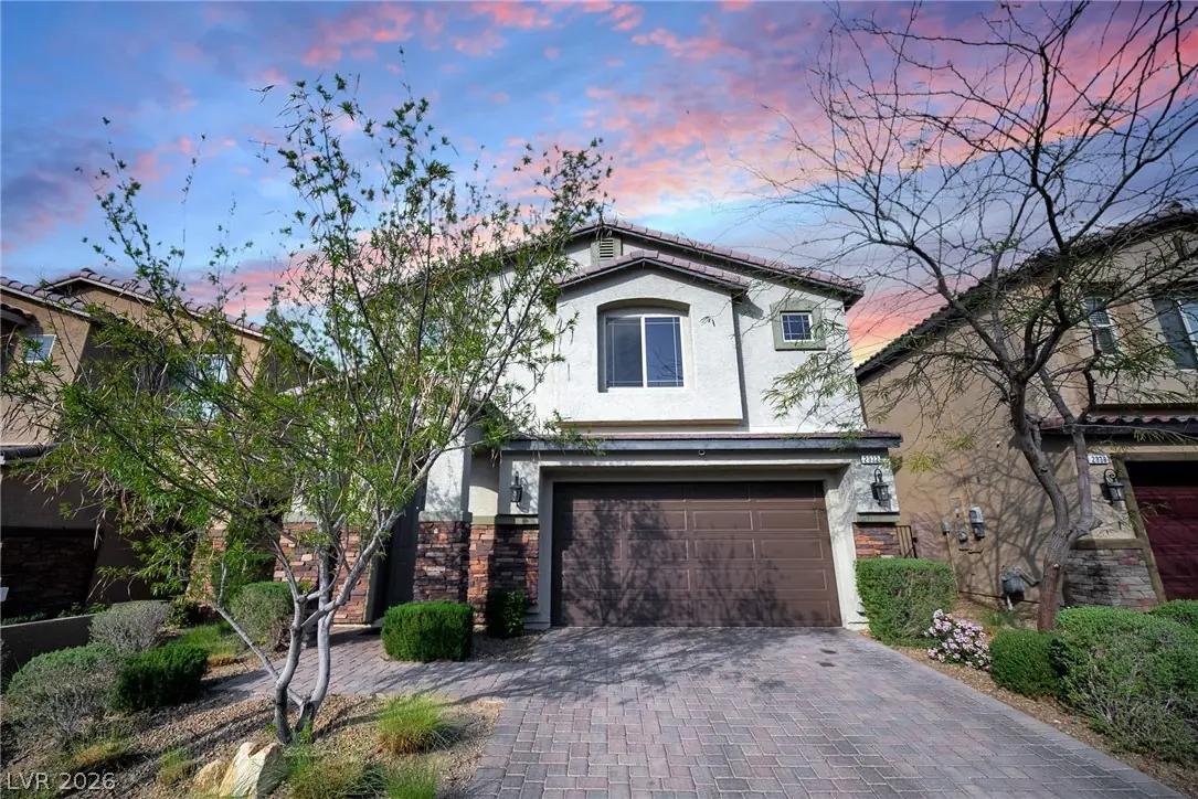 2332 Mundare Drive