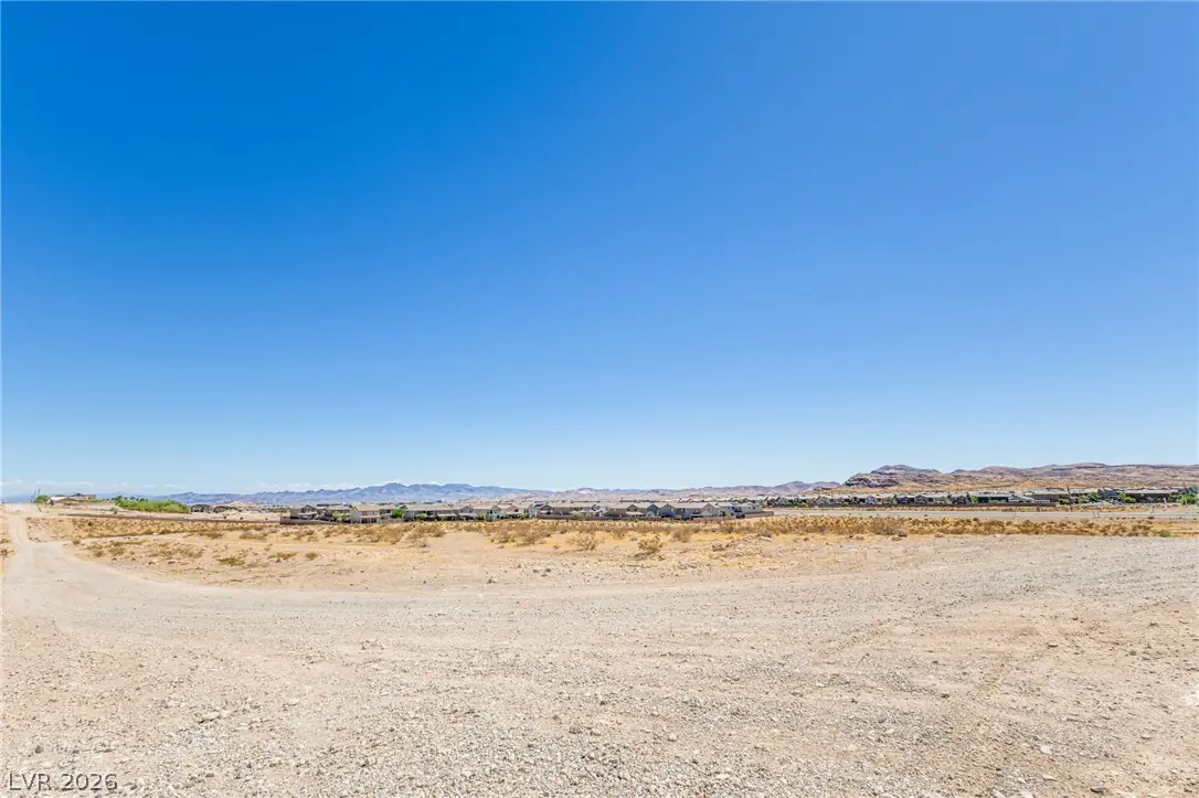 0 South East Corner of Hualapai & Pebble