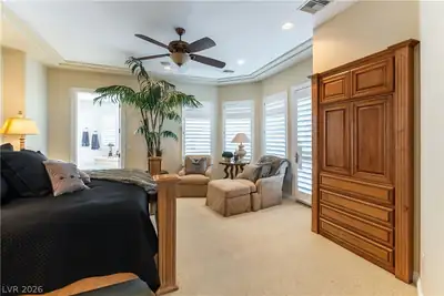 224 Hallett Cove Court Bedroom