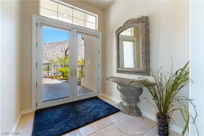 224 Hallett Cove Court Entrance Foyer