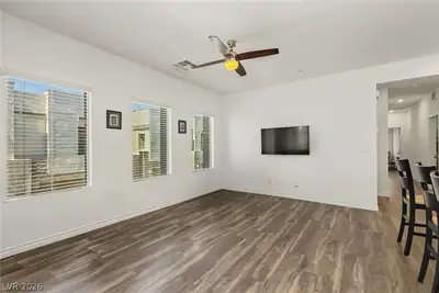 600 North Carriage Hill Drive 2174 Living Room