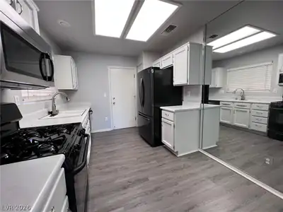10000 Bundella Drive 