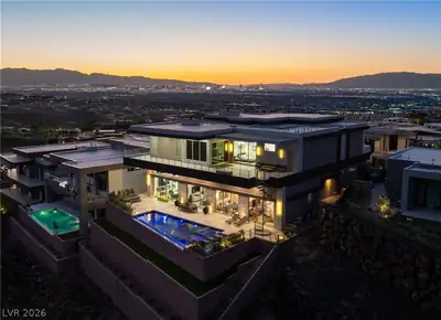 1205 Amber Rim Drive 
