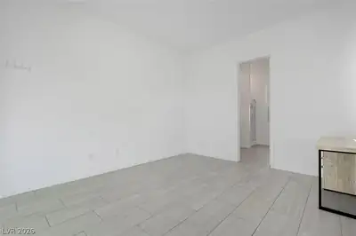 699 Glowing Horizon Street Bedroom