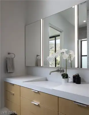 59 Arroyo Road Primary Bathroom