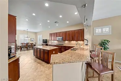 2204 Canyonville Drive Kitchen