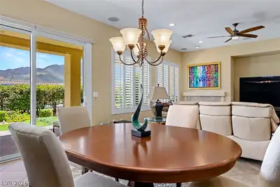 2204 Canyonville Drive Dining Area
