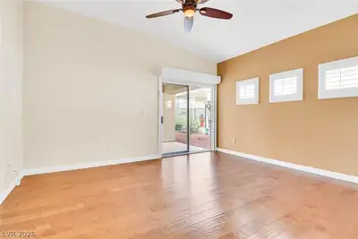 10529 India Hawthorn Avenue Primary Bedroom