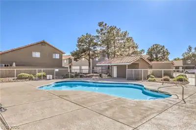 1332 Sunblossom Street Community
