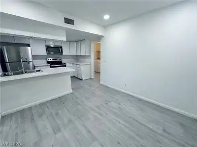 4225 Stewart Avenue 4 Dining Area