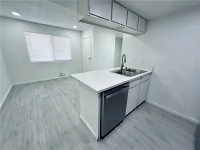 4225 Stewart Avenue 4 Kitchen