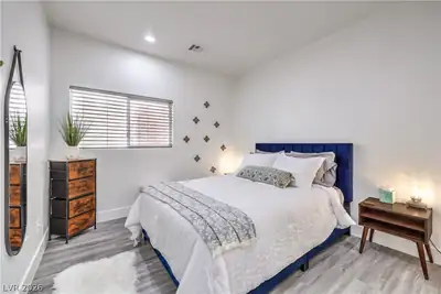 10762 Flame Vine Court Bedroom